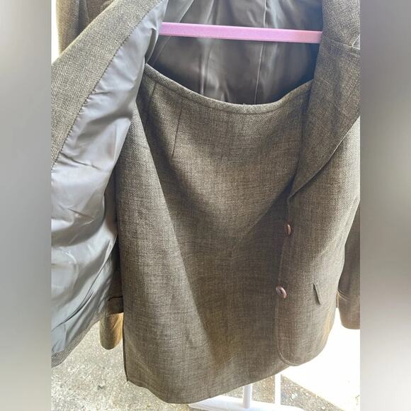 Larry Levine Herringbone 2 Piece Suit - Blazer & Jacket Set - Size 8 - NWT - Picture 7 of 11